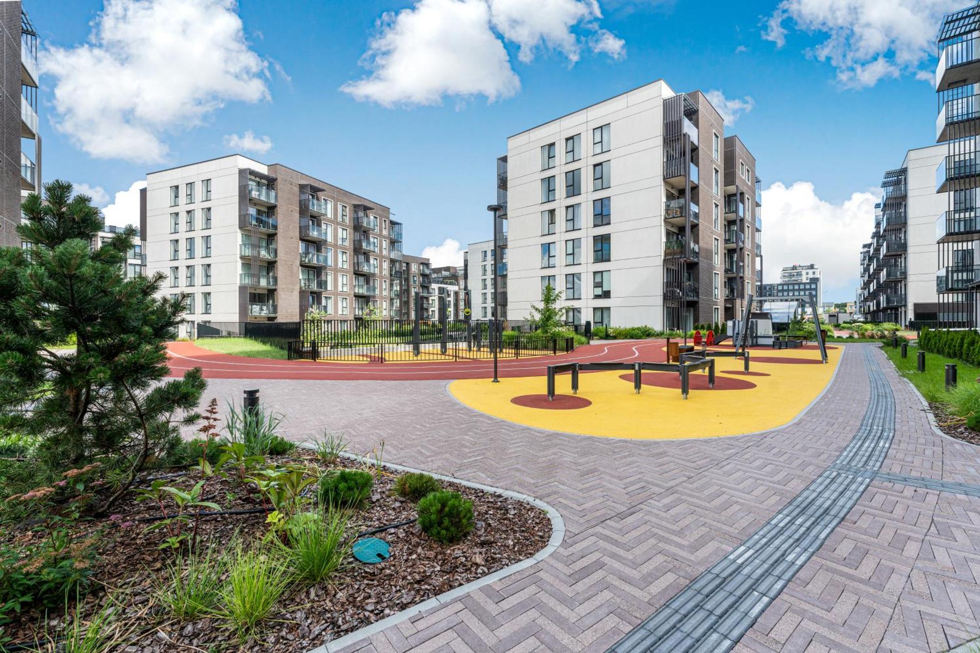 50m2 Near Japanese Garden - 4th Floor Dzīvoklis *